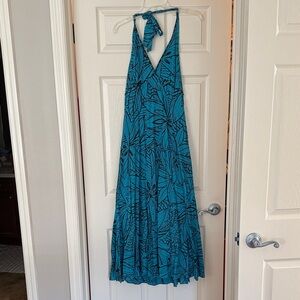 Elegant Blue Halter Maxi Dress